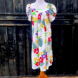 Vintage Hawaiian Floral Maxi Dress - White with Multicolor Floral Print, XL
